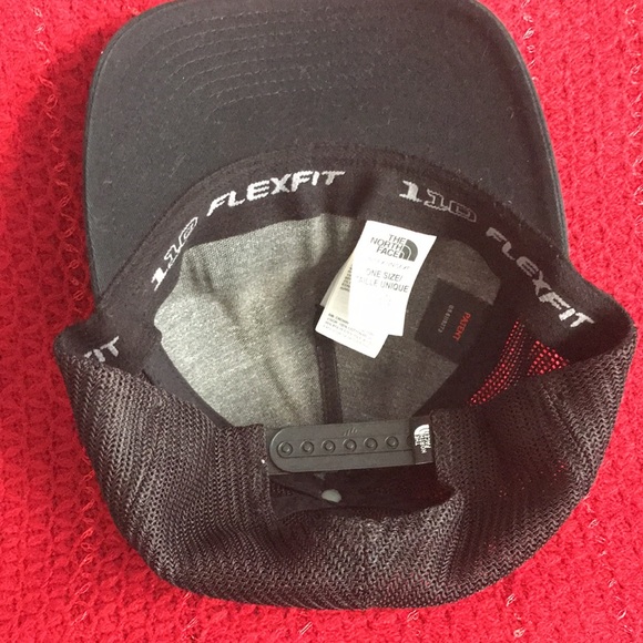 North Face mens cap - Picture 2 of 5